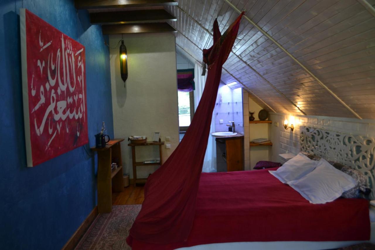 Romantic Guest House Kamianets-Podilskyi Exterior photo