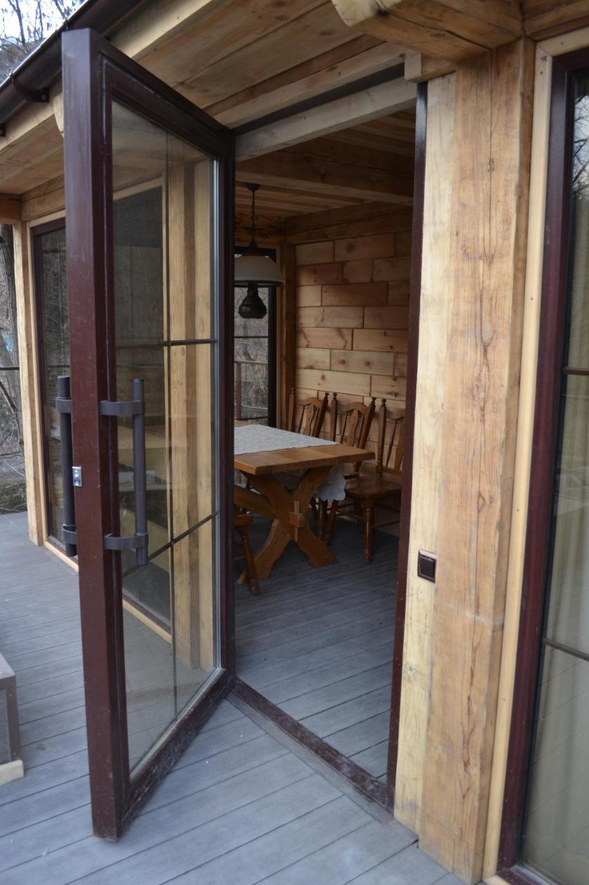 Romantic Guest House Kamianets-Podilskyi Exterior photo