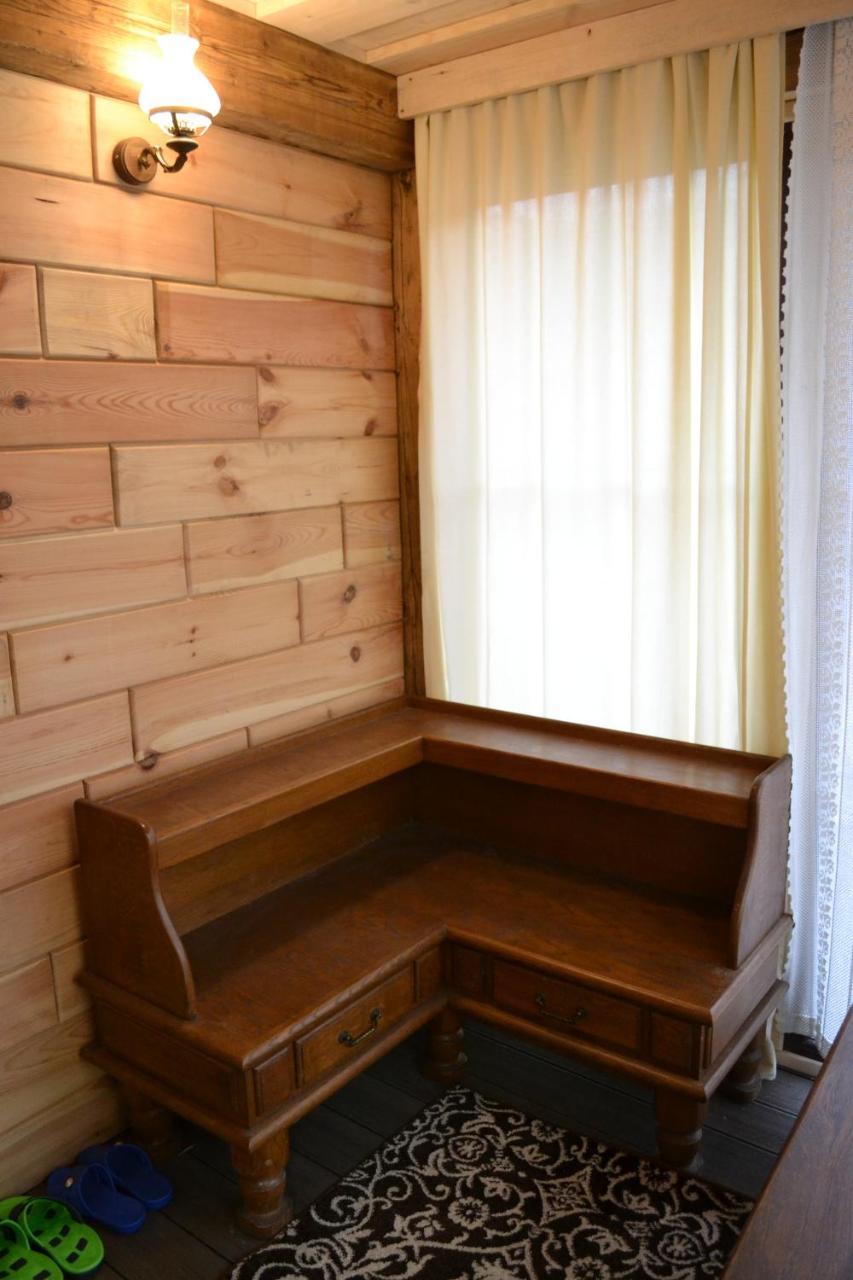 Romantic Guest House Kamianets-Podilskyi Exterior photo